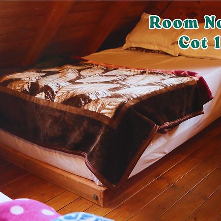 Вилла Joy Eco Woodhouse - 5 Bhk House (Adults Only) Утакаманд Экстерьер фото